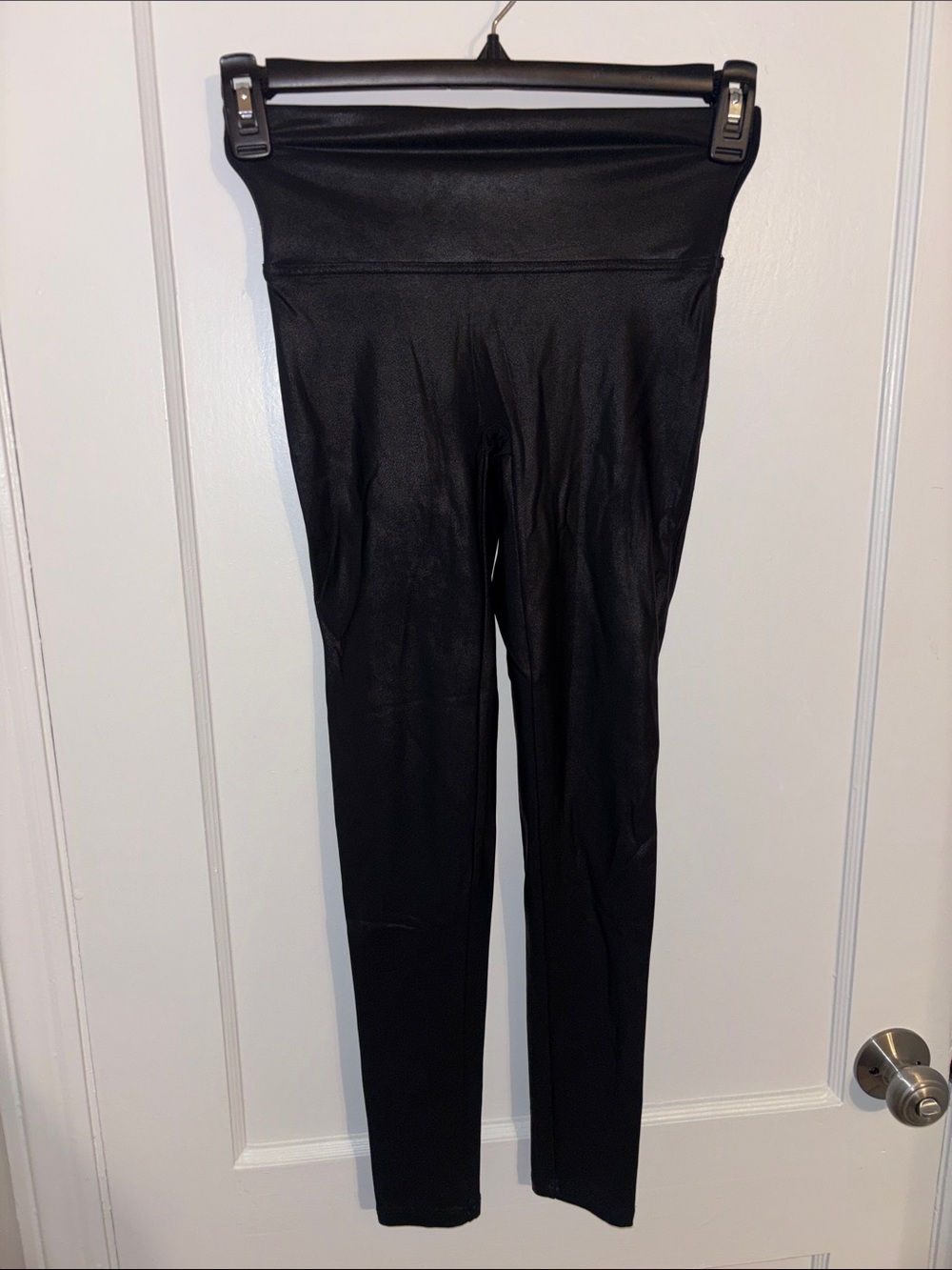 SPANX Sculpting High-Waist Leggings in Black